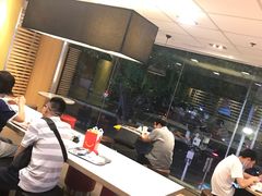 -麦当劳(龙洞店)