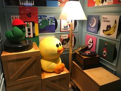 -LINE FRIENDS Garosu-gil Flagship Store