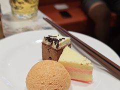 -金马门国际美食百汇(珞喻路店)