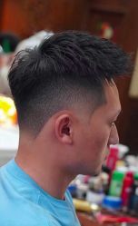 -东方先生国潮男士理发馆