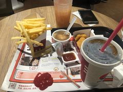 -肯德基(西影路店)