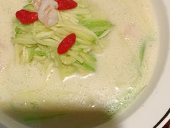 虾仁浸丝瓜-新太二·鲜料川菜(智慧城广百店)