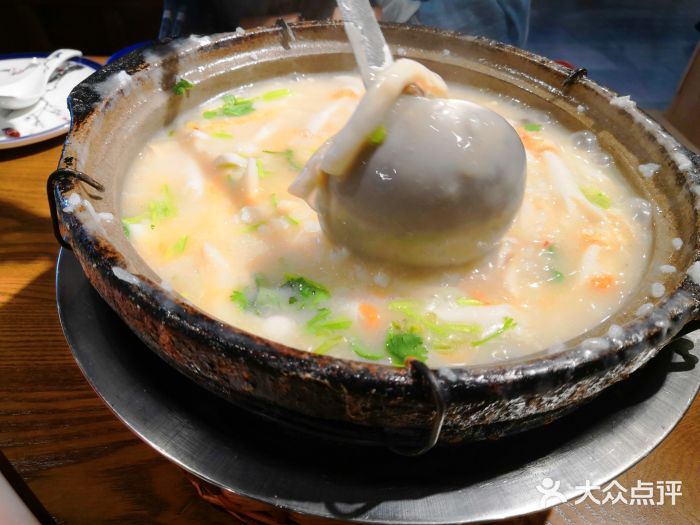 荔茵记潮汕砂锅粥(十全街店)菌菇贝柱砂锅粥图片