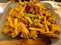 -炭舍干锅·烤鱼(扬名广场店)