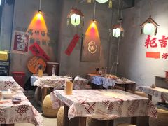 -耙吉吉川味小酒馆(本地人回头店)