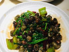 -梁家大院•农家菜(昆山会展中心店)