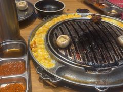 -青瓦炭韩潮烤肉(花园道店)