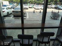 -星巴克(深圳龙华人民北店)