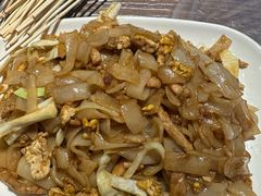 -老街烧烤大排档·地道湖北菜·龙虾馆(汉口火车站店)