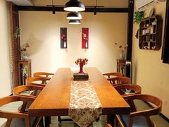 -小草屋轰趴馆别墅派对新场团建家庭聚会