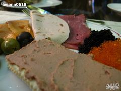 前菜-广州花园酒店-凌璇阁360度高空海鲜自助餐CAROUSEL