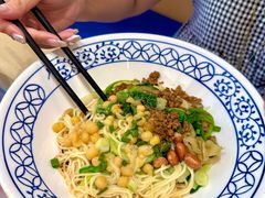 -李与白包子铺(桐梓林店)