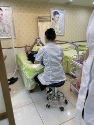 -苗医生专业祛痘·皮肤管理