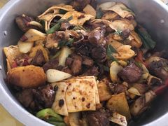 -炕锅羊肉土火锅面片大王