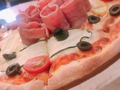 肉多多披萨-The Rug Cafe(王府中环店)