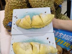 -领鲜活海鲜榴莲自助火锅(东门店)