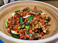 -富正毅三下锅·湘西韵味(天门山索道店)