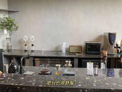 -HUG·拥抱咖啡(郑州宝龙广场店)
