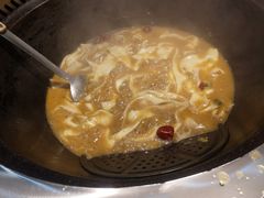 -袁小二大东北铁锅炖(吉祥村总部)