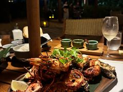 -三亚艾迪逊酒店·海滩烧烤 BARBACOA·现场乐队·浪漫晚餐·烧烤海鲜