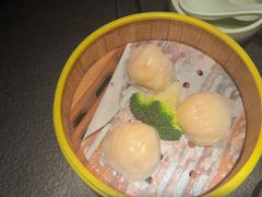 -蝴蝶里·粤菜·点心(滨江龙湖店)