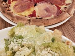 -城市大道红炉披萨烘焙坊