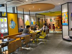 用餐区-麦当劳(百联西郊购物中心店)