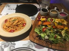 -麦甜创意轻食餐厅(西康路店)