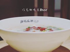 -凤起龙游老面包子(凯德晶品店)