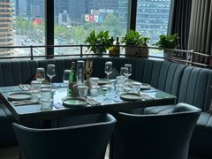 -普朗姆生蚝牛排馆 The Plump Oyster(成都摩方购物中心店)