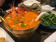 酸辣冬阴功海鲜汤檬粉-美奈小馆·东南亚菜(福田星河COCO Park店)