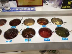 -百品聚旋转火锅(万德庄店)