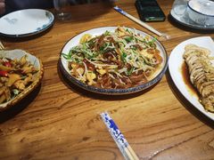 -东来菜馆•手抓海鲜家常菜•海鲜锅贴(鸽子窝店)