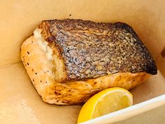 香煎三文鱼排-Money Shops(愚园路店)