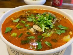 -何记花甲(海岸城旗舰店)