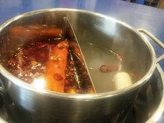 -马路边边串串香形象店(磐石路店)