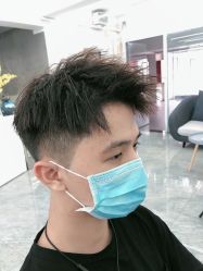 点击看大图 -COMO SALON 烫染可茉发型