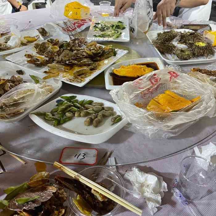 咕道海鲜烧烤(盐河巷店"作为初到连云港工作的外地人,被当地的海鲜.