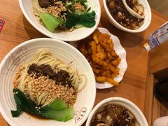 -蓉李记成都名小吃(武汉菱角湖万达店)