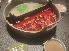 -三出山火锅(南京万象天地店)