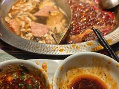 -廖掌柜·重庆鲜货火锅(上海首店)