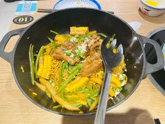 精选肋排焖面-金豆角砂锅焖面(安贞店)