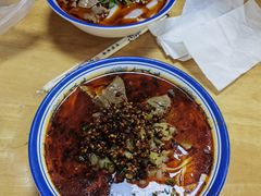 -魏旺湖北正宗牛肉面(硚口公园店)