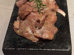 -左庭右院鲜牛肉火锅黑金店(陆家嘴中心店)