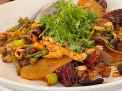 -拿渡·水煮鱼麻辣香锅(王府井奥莱·香江小镇店)