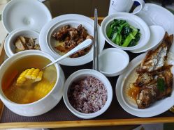 -臻康乃馨月子中心(集美店)