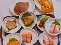 -雍容荟活波龙自助餐(IFS黑金店)