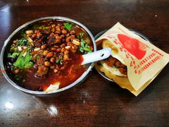 -牛华八婆麻辣烫(起源店)