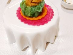 菜汁鲍鱼烧麦-誉珑轩
