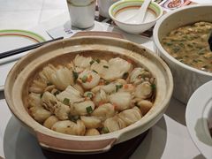 砂锅焗十年百合-开海·红岛海鲜虾水饺(石老人店)